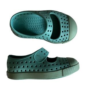 NATIVE Baby / Toddler Aqua Water Casual Slip On Shoes Size 4 / C4